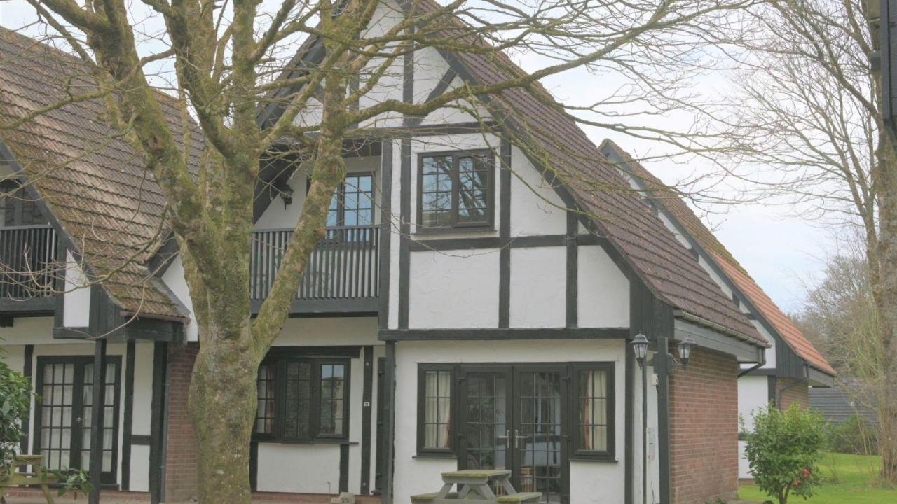 25 Tudor Court, Tolroy Manor ヘイル エクステリア 写真